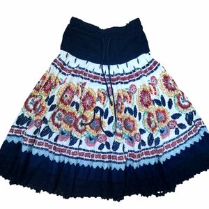 Lucky & Coco Boho Crochet Maxi Skirt Floral Hippie Festival Flowy Cotton Small